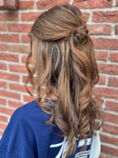 Abschlussfrisur 

made by Michelle 

#steckfrisur #steckfrisurenfürjedenanlass #halboffenefrisur